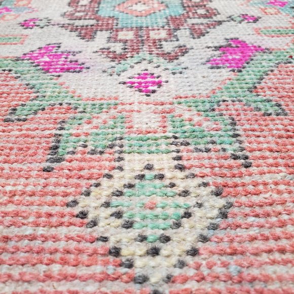 031 - CHER - Picture 1 of 4